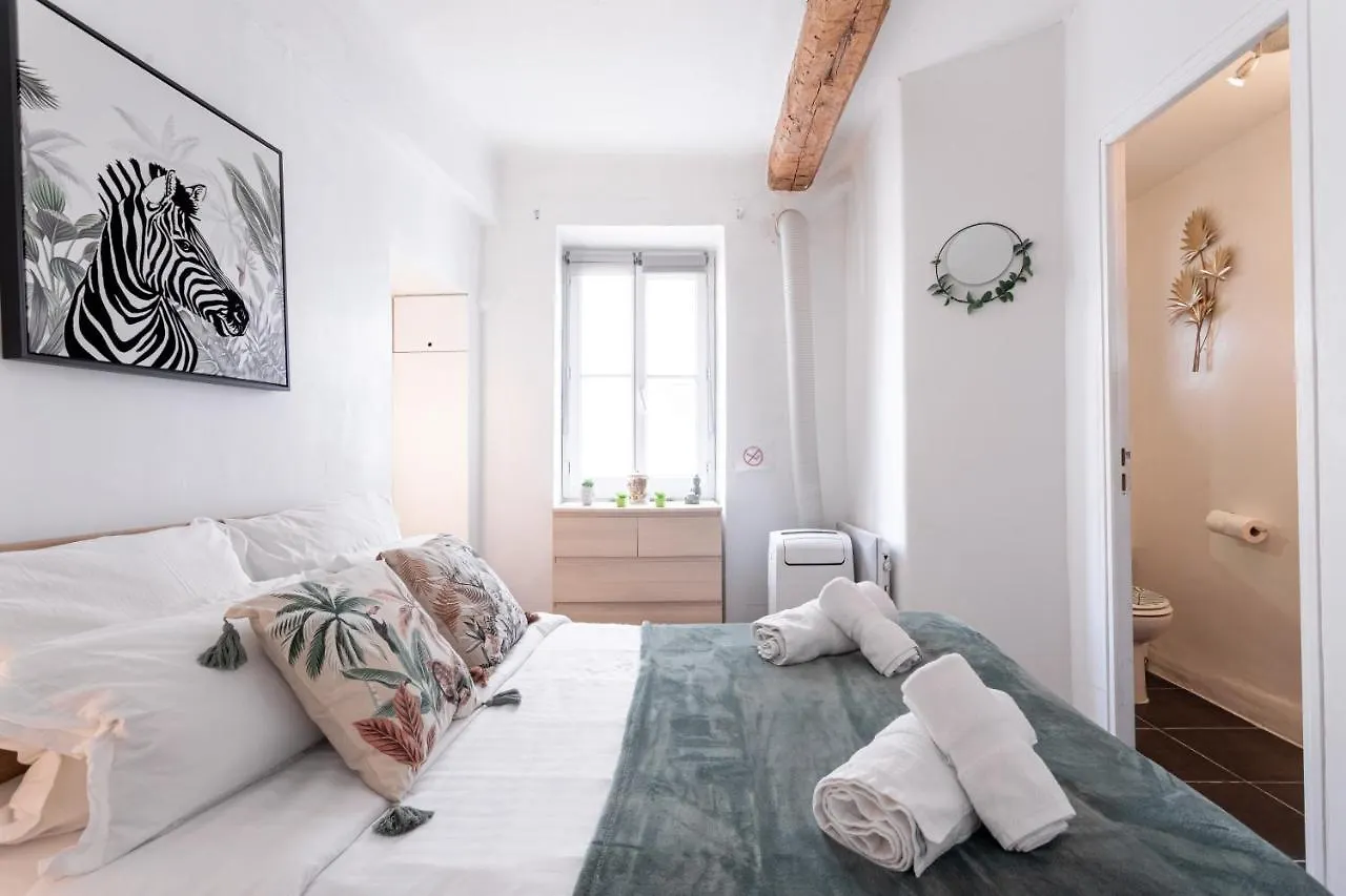 Les Halles Forville - Palais, Plages, Wifi, Clim Cannes 0*,